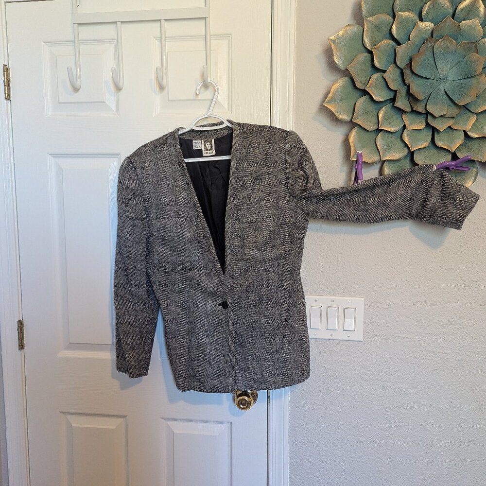 80s I Magnin and Anne Klein collaboration | Silk | Old Money | Blazer | Midnight